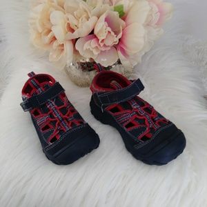 huaraches oshkosh niño